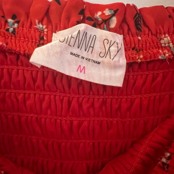 Cute Red Dress with Floral print and buttons down the middle - Picture 2 of 4